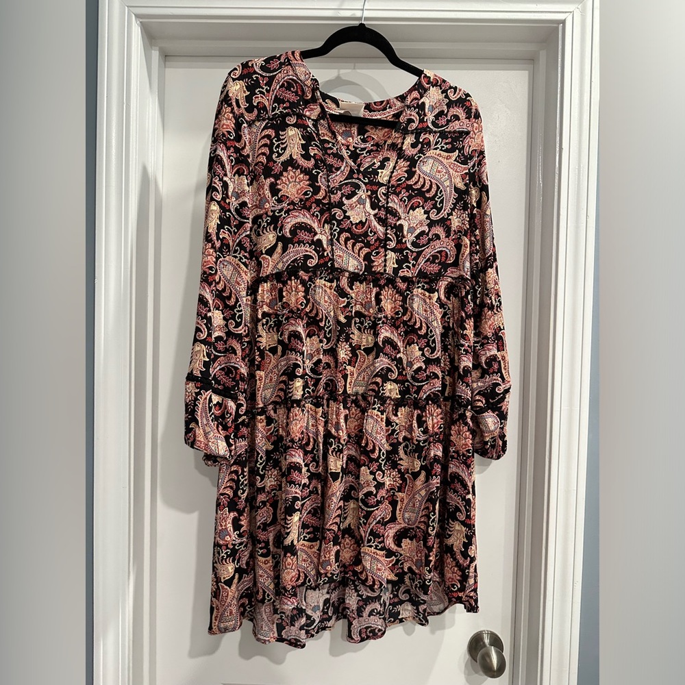 Paisley Knox Rose Dress Size Medium